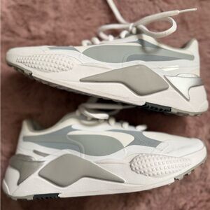 PUMA Women’s  RSG Spikeless Golf Sneaker